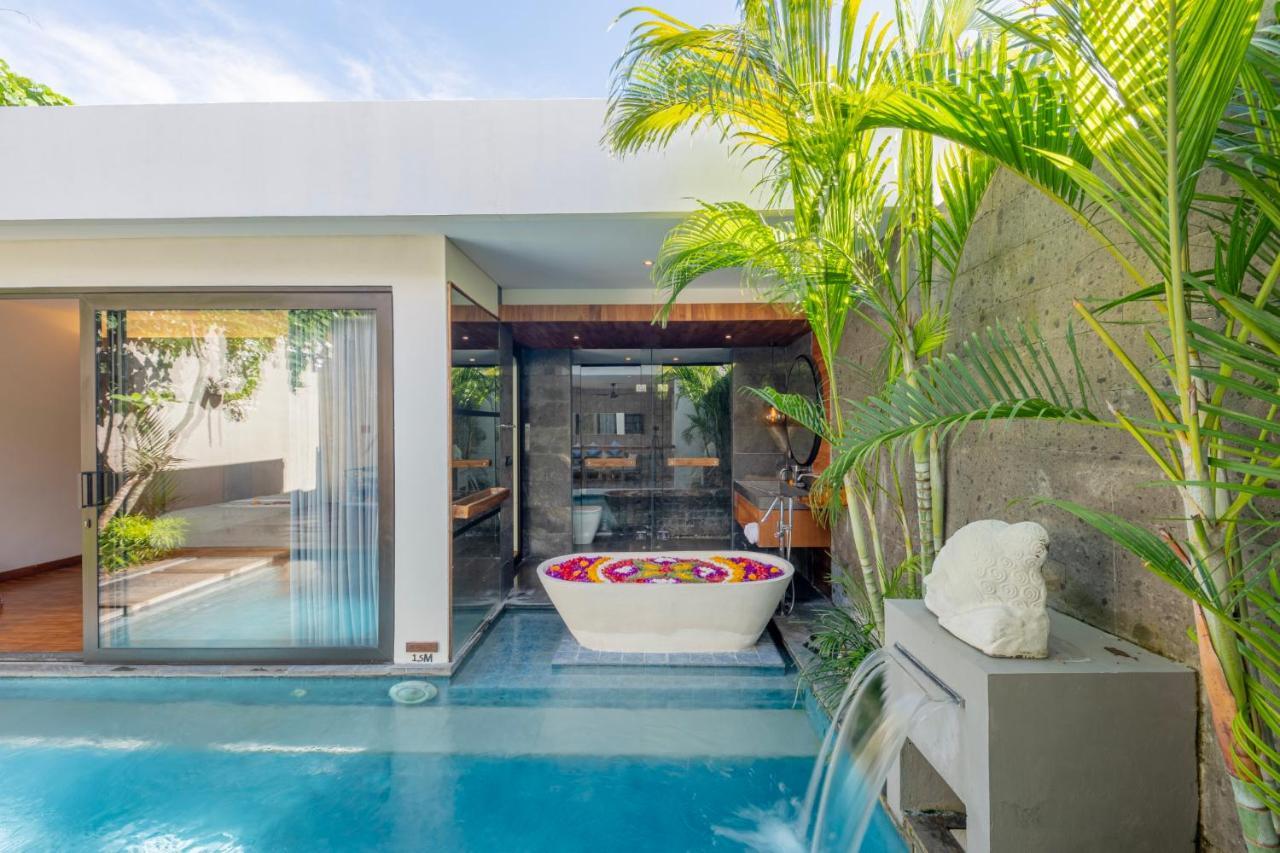 Ayona Villa Seminyak By Ini Vie Hospitality מראה חיצוני תמונה
