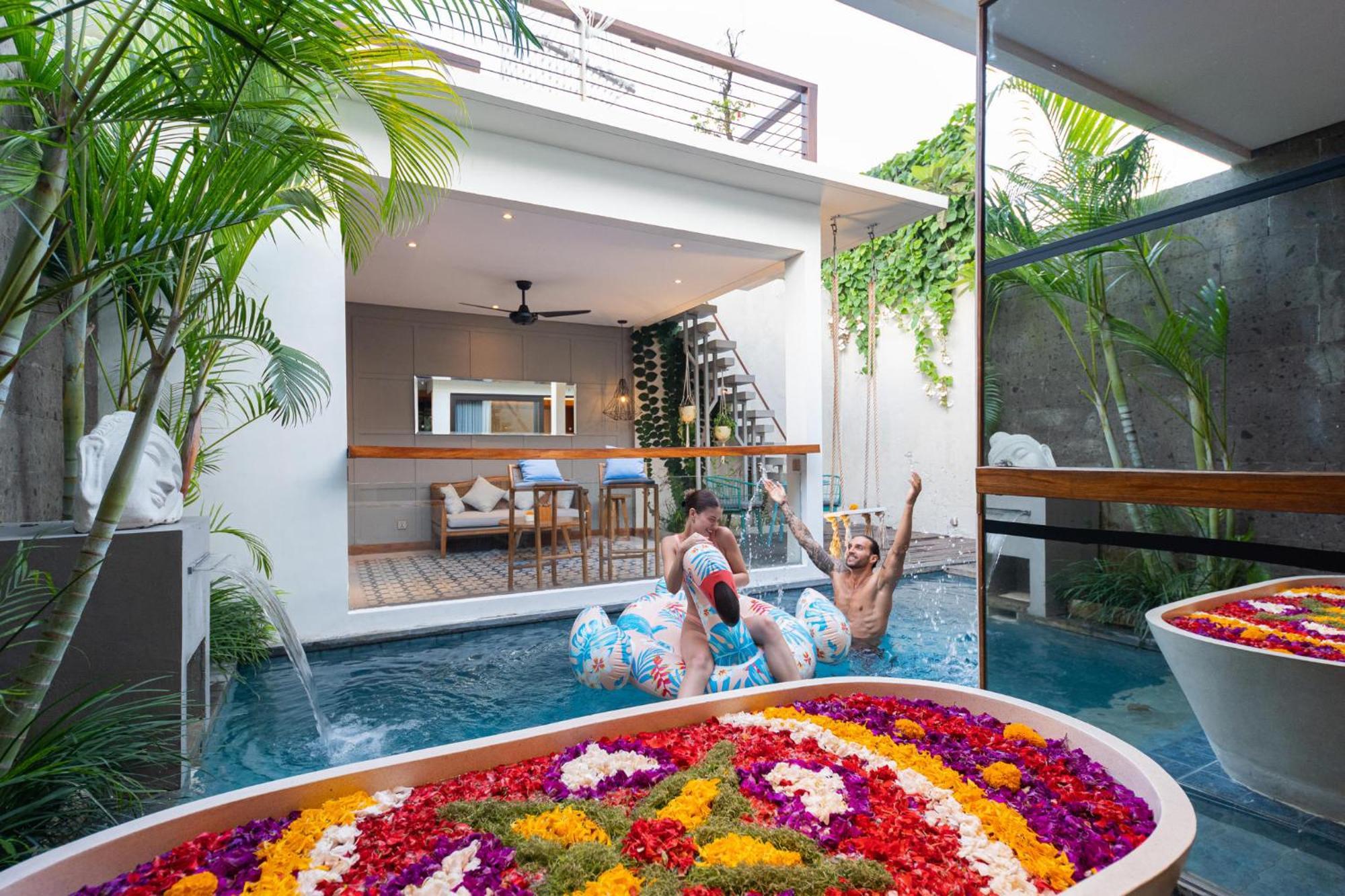 Ayona Villa Seminyak By Ini Vie Hospitality מראה חיצוני תמונה